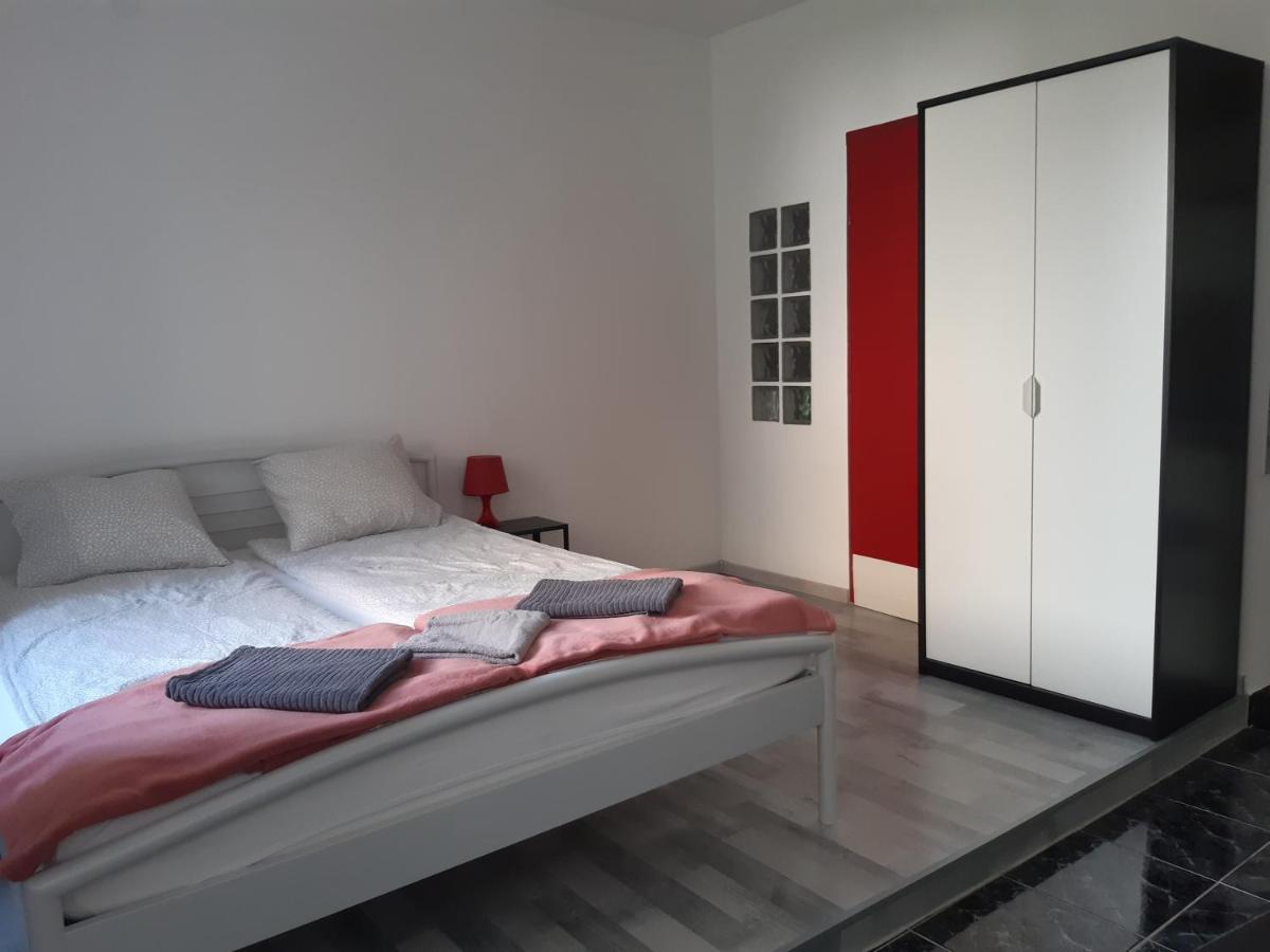 Apartment Small At Corvin Negyed Budapest